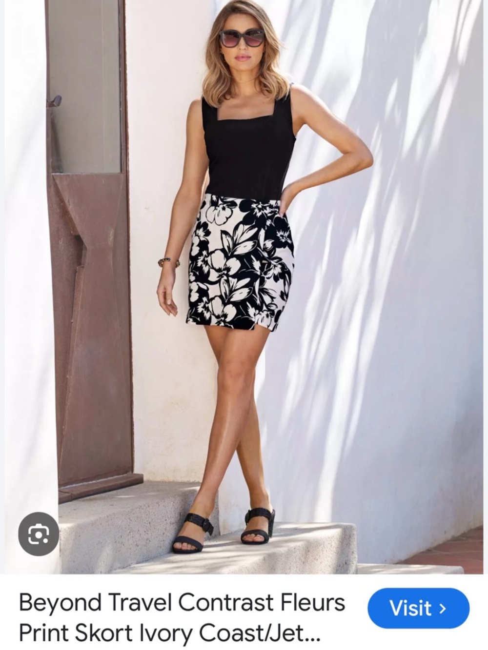 Boston Proper Contrast Floral Skort in Ivory Coast/Jet